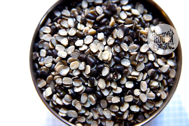 daal-urid-chilka-bara